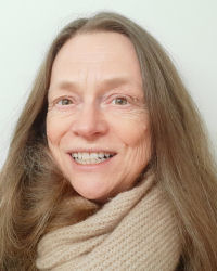 Dorothy Floyd - professional entomologist and owner of Small-Life Supplies