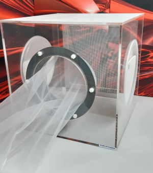 Net sleeve access - Clear Acrylic Cage